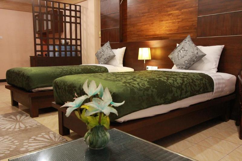 Baan Kongdee Sunset Resort Kata Exterior photo